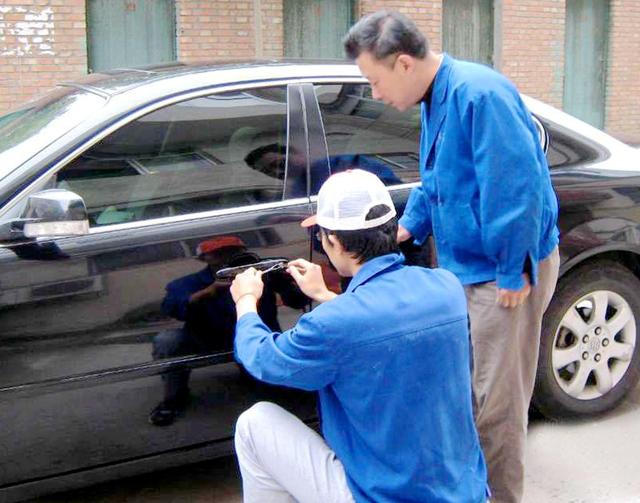 唐山曹妃甸区开锁公司：车钥匙坏了怎么办